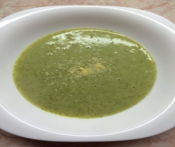 Supă de cremă de Broccoli - cu Konjac